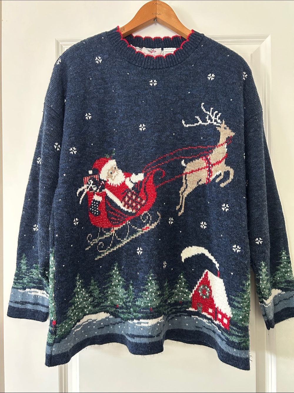 Nutcracker Xmas Sweater Sz L w MEASUREMENTS Black Santa Cabin Reindeer